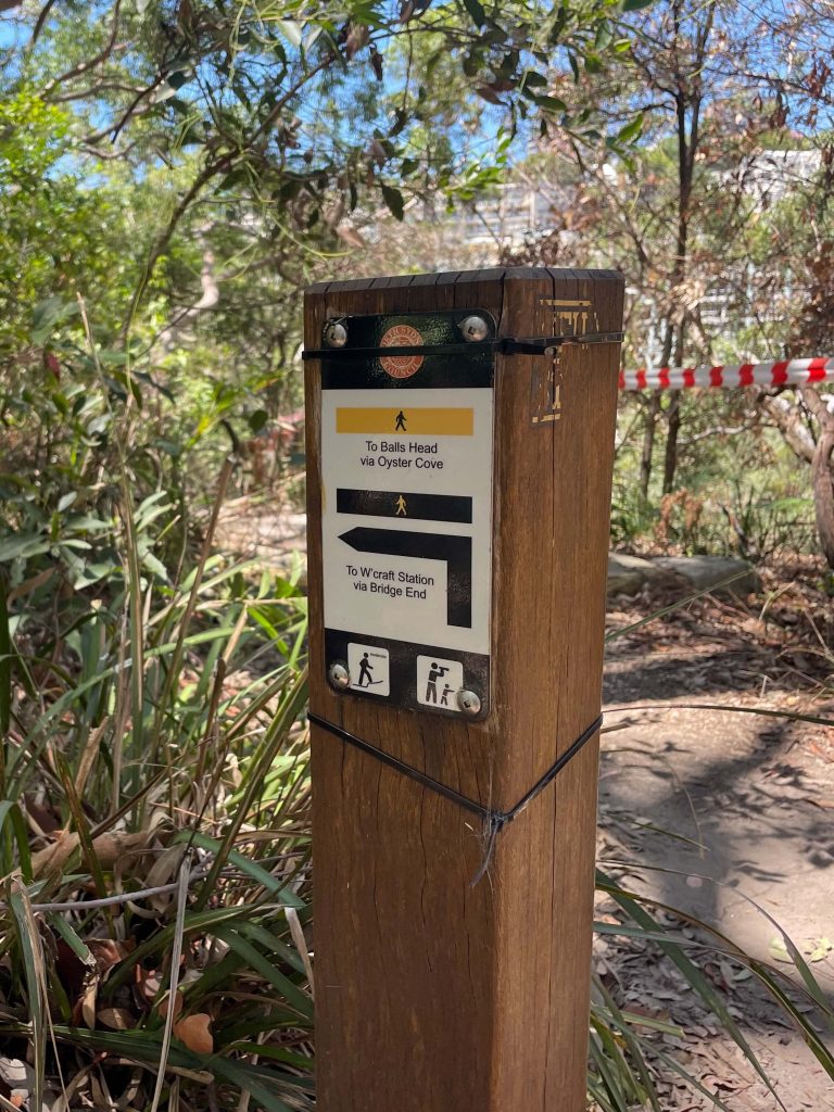 Directional signage in Badangi Reserve