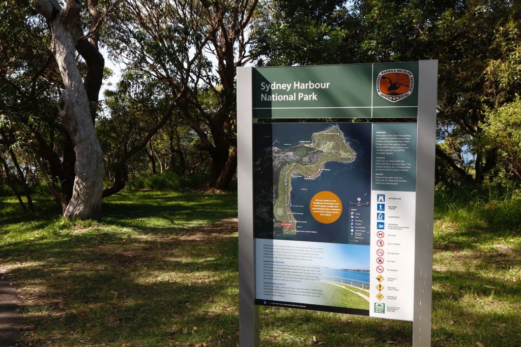 Sign at the Georges Head entrance to the Middle Head - Gubbuh Gubbuh to Georges Head walking track